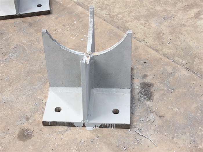 穆棱螺栓球支座