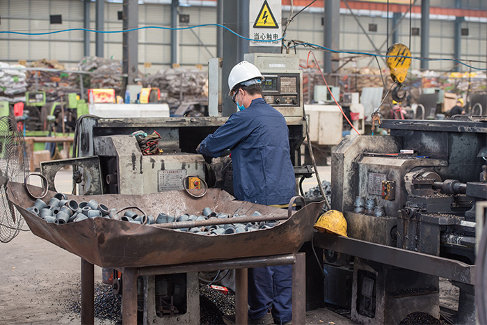 穆棱网架锥头车间